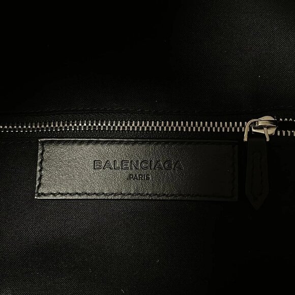 Auth BALENCIAGA Navy Backpack 392007 Gray Beige Black Suede Leather - Backpack - Picture 8 of 8